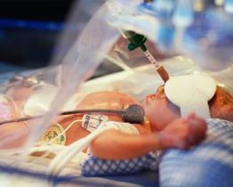 La nascita prematura, più pericolosa per i ragazzi?