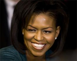 Michelle Obama rilancia il taglio di capelli Bob