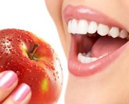 Alimenti per un sorriso sano