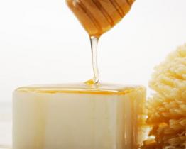 Il trattamento naturale per cicatrici causata da acne